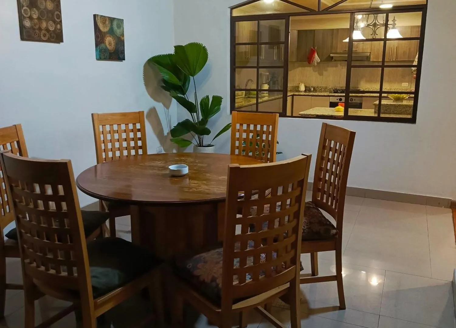 Departamento Comodo En Zona Central Cuenca 0*,